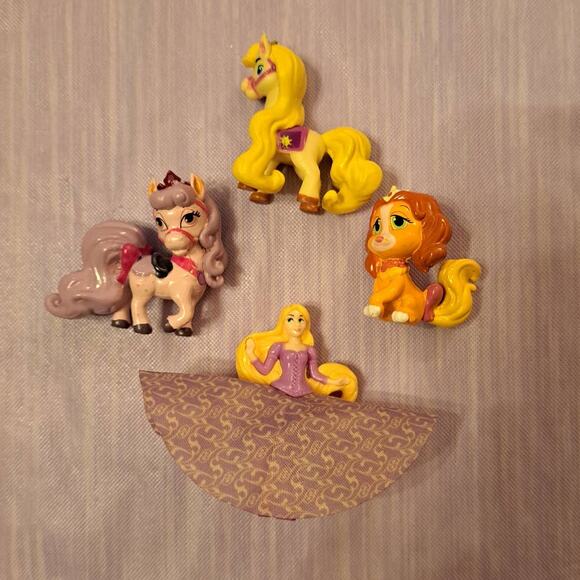 (4) Disney Princess Palace Pets And Rapunzel Doll figures - Picture 1 of 7